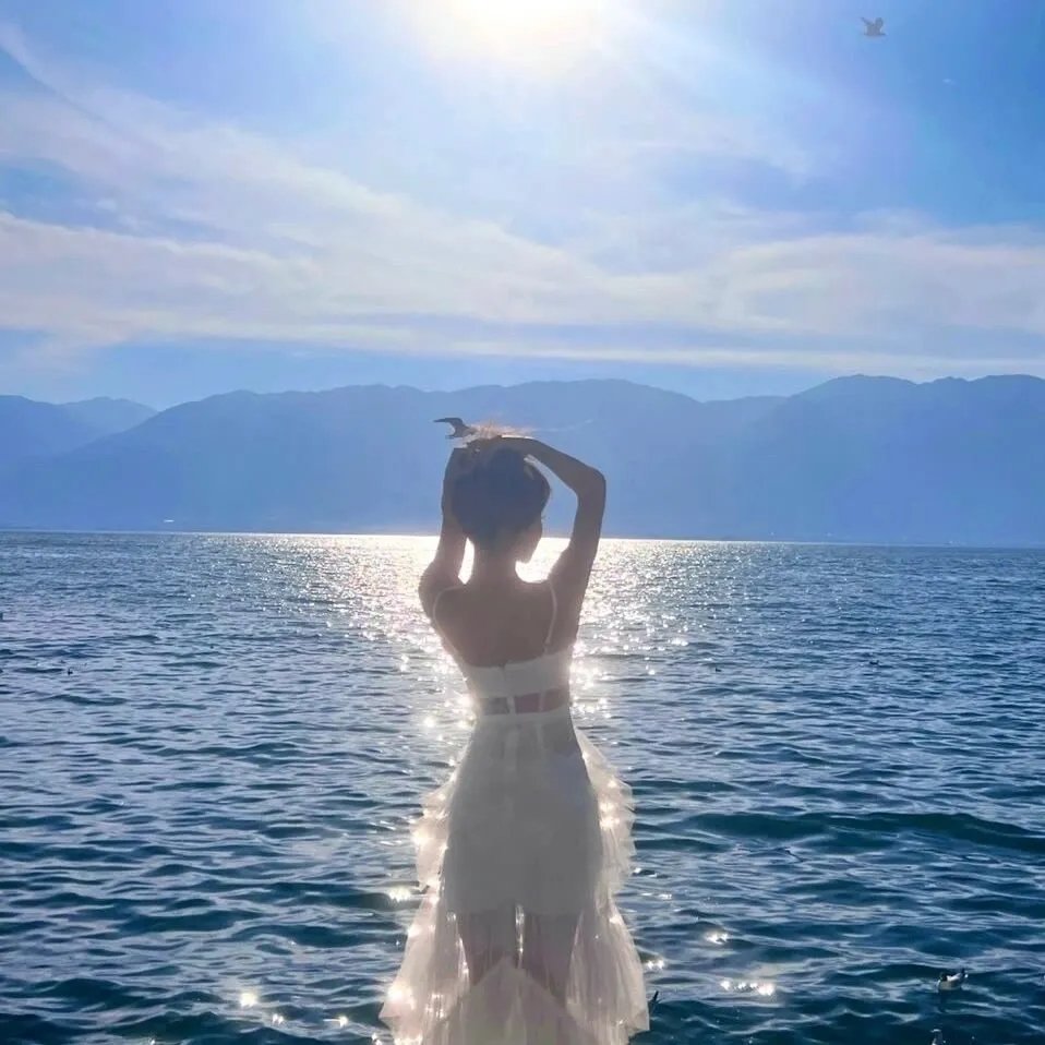 女鬼来敲门